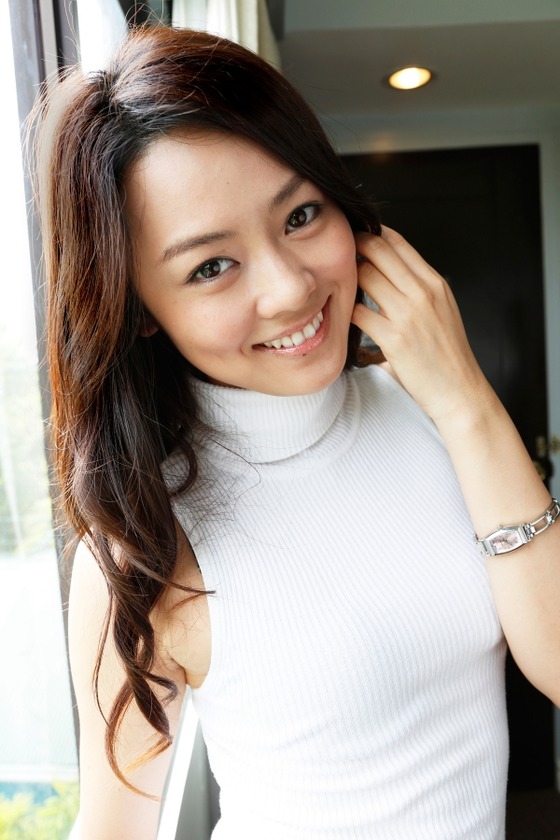  女優”伴杏里”ちゃんの 大胆イメージ作品「Unlimited」