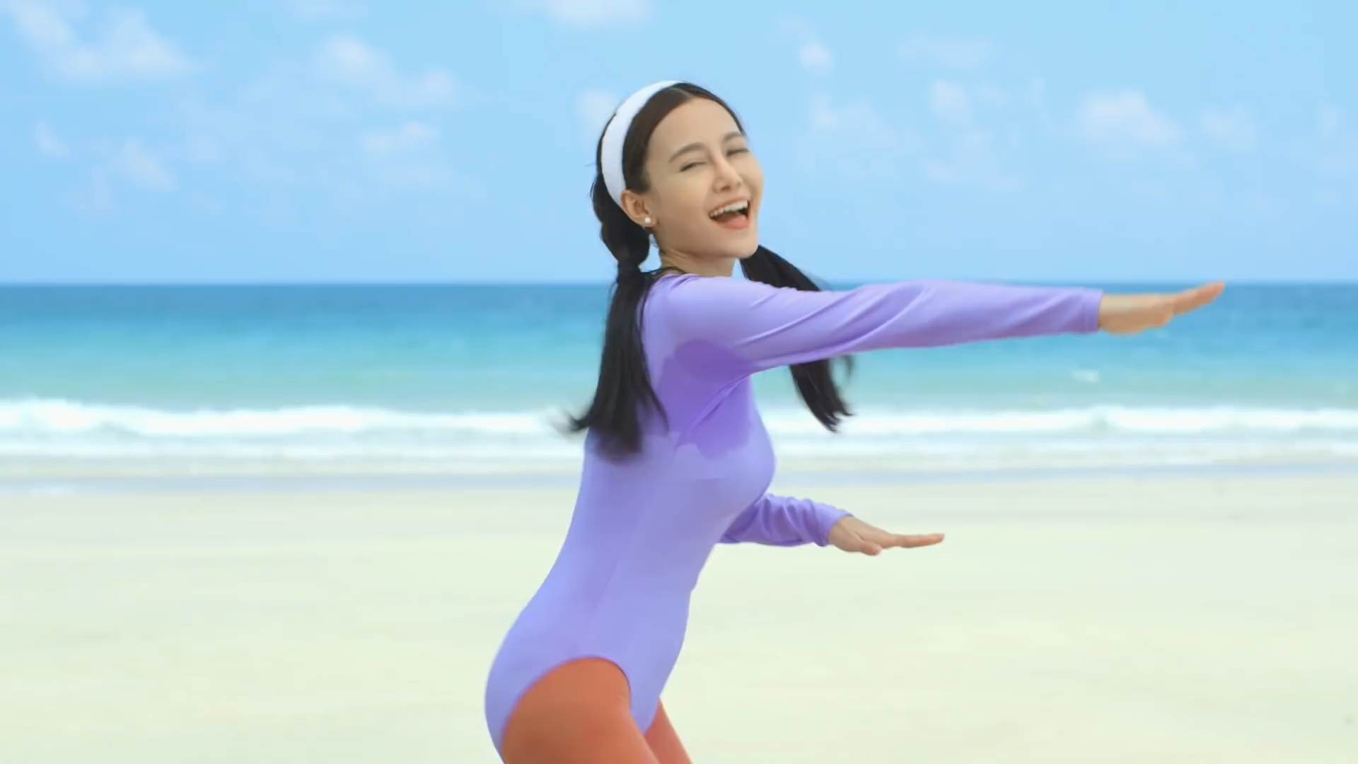 脇汗染みたレオタードで踊る美少女達 Youtube動画 Cosってハニー 当世射精気質