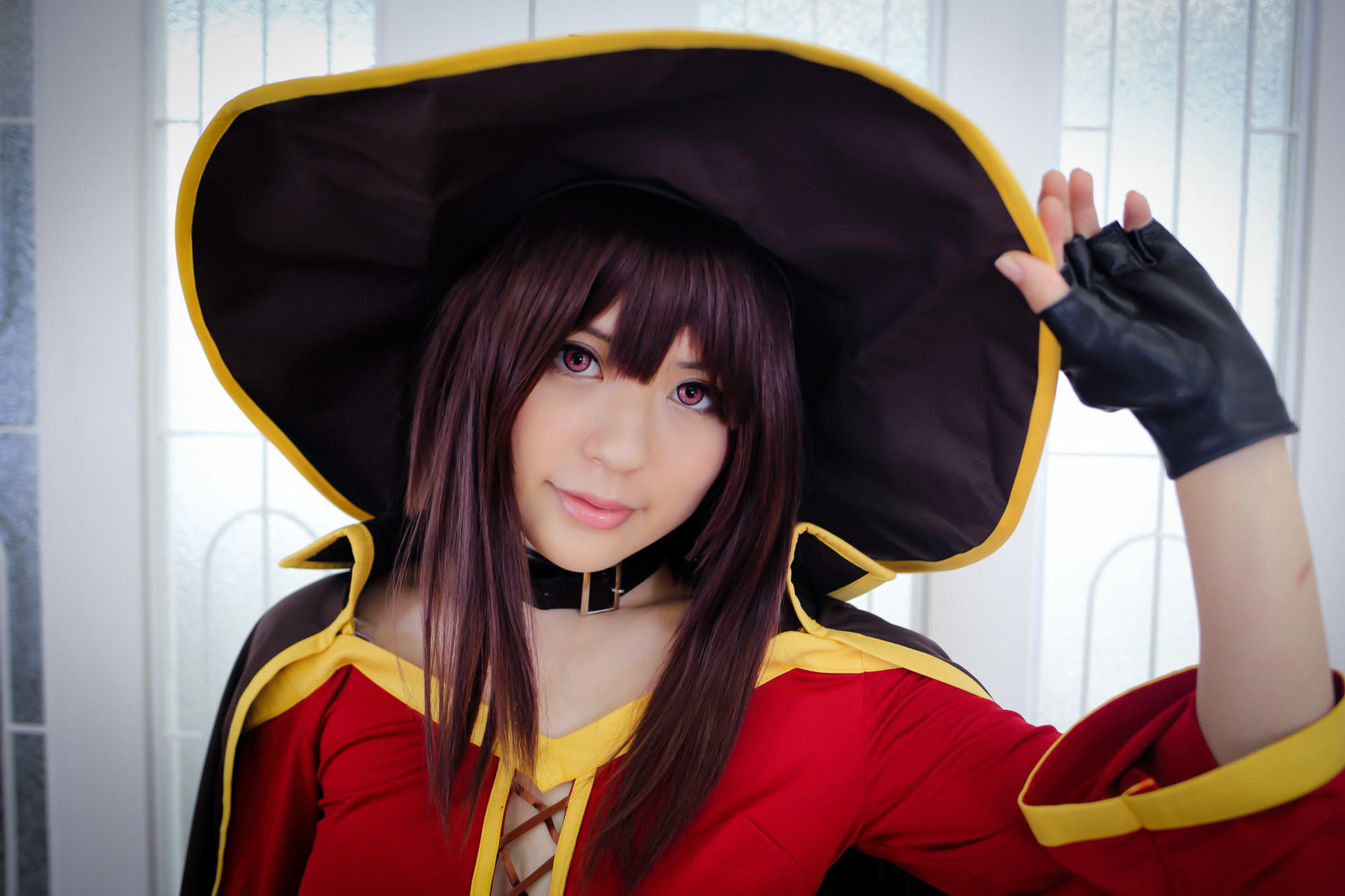 Megumin cosplayer to off pako gokko. Мэгумин. Мегуми косплей. Косплей мегумин коносуба. Konosuba megumin.