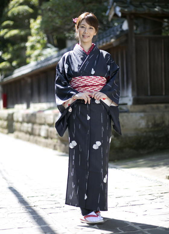 美熟女”翔田千里”さん ヌード画像　①