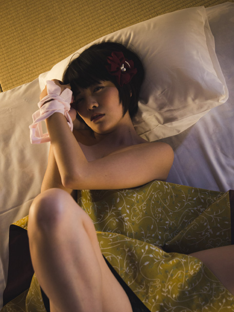 ”みおり舞”ちゃんのセクシーグラビア