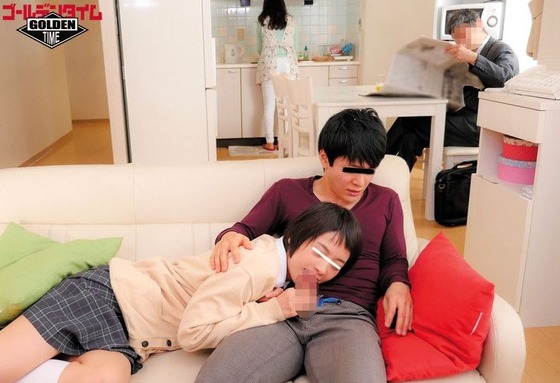 親に隠れてこっそり兄妹近親相姦