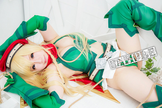 ”魚谷ぐぴこ”ちゃんの「クイーンズブレイド 戦闘教官 アレイン」コス