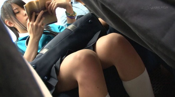 孕ませバック痴漢3 膣内の奥まで届く後背位中出しでイキ堕ちる女子校生