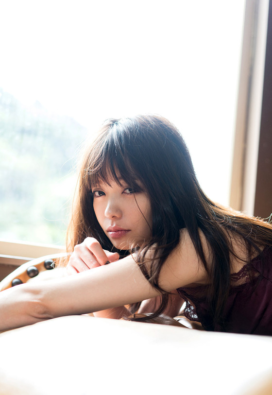 今大人気の美少女 ”凰かなめ”ちゃんが魅せる セクシーヌード画像