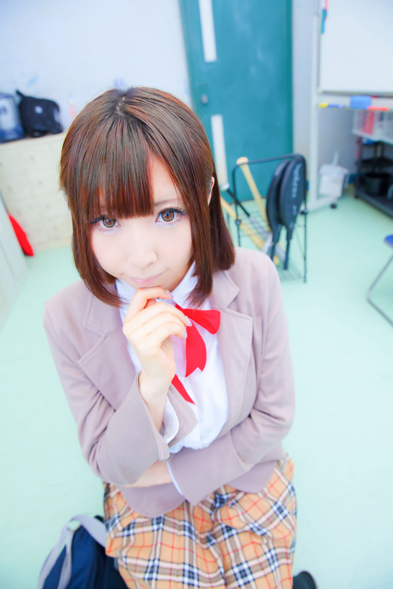 コミケ発禁ｗｗｗ  ”桃色れく”ちゃんの監獄学園コス