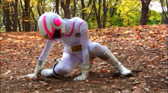ロリ可愛い”野中あんり”が 戦隊ヒロイン「チェンジマーメイド」風のコスプレ！