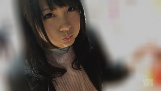 口の中のザーメンを見せつけながら中野の路上を歩いてる女ｗｗｗ