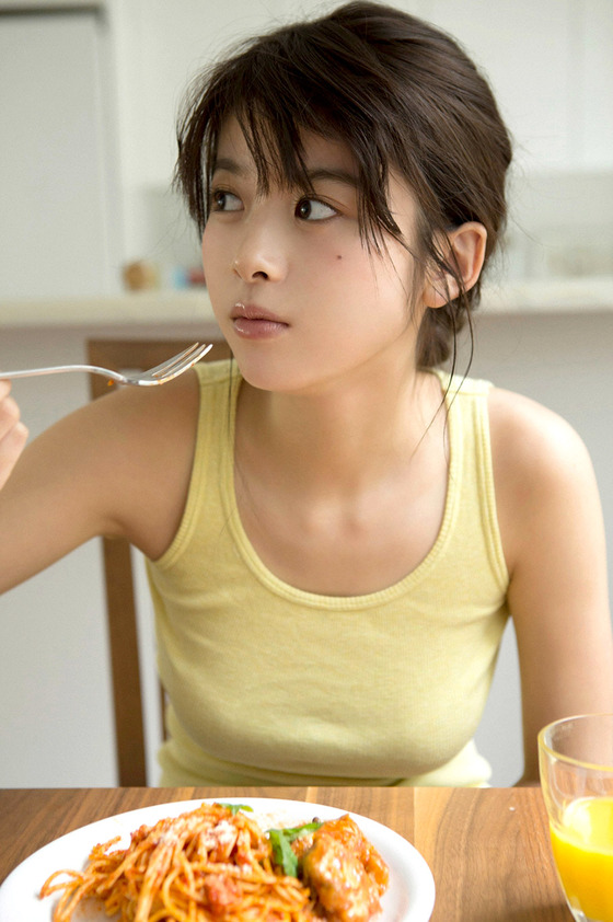 奇跡のスレンダー爆乳 グラドル”馬場ふみか”ちゃん画像 ②　濡れ透けTシャツがエロい！