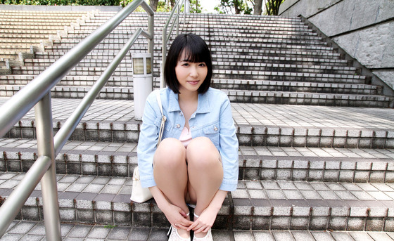 【画像】無防備パンチラ連発の”市原由芽”ちゃんとデート！！！