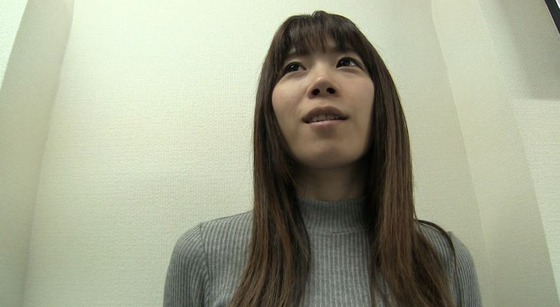 会社に内緒でパンツを売ってマ●コを見せる女 OL・愛内さや