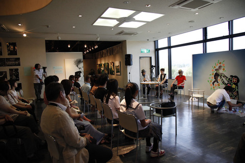 トークショー全景