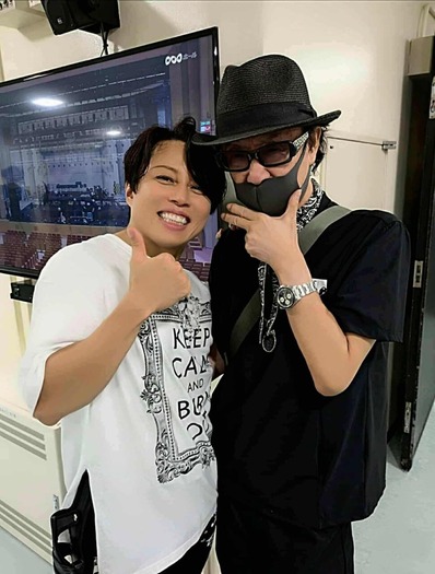 Messenger_creation_1825316018059110