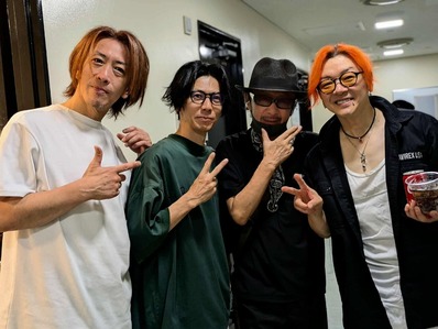 Messenger_creation_1813413086198143