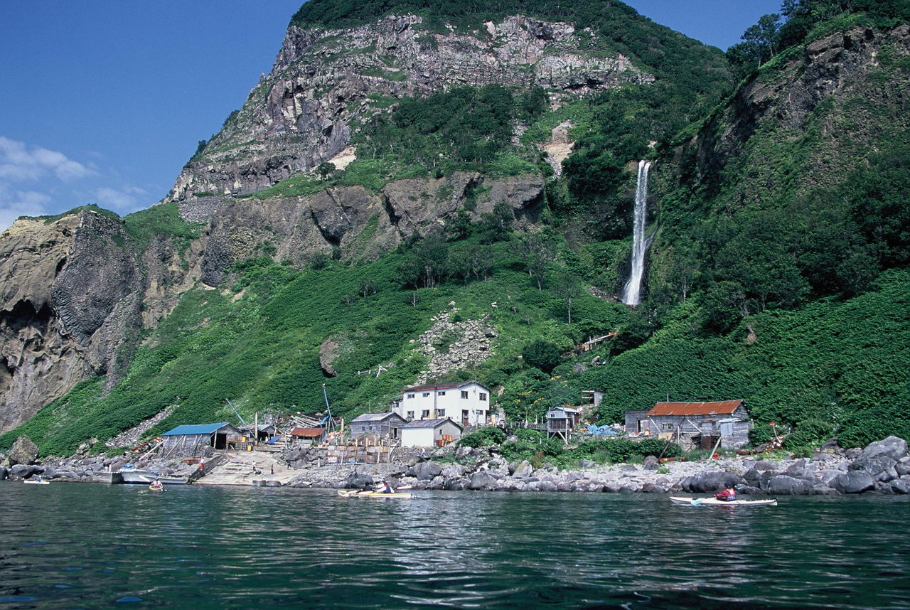カヌーライフ Vol 31 01年春 巻頭グラビア 知床半島 Canoeworld 水面写真師 西沢あつしのblog カヌーライフ Vol 31 01年春 巻頭グラビア 知床半島 Canoeworld 水面写真師 西沢あつしのblog