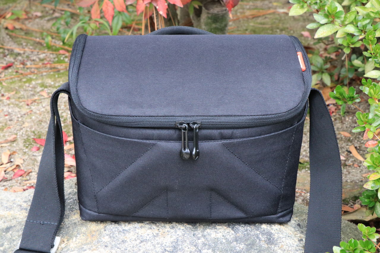 カメラバッグ Eos 80d で散歩しよう