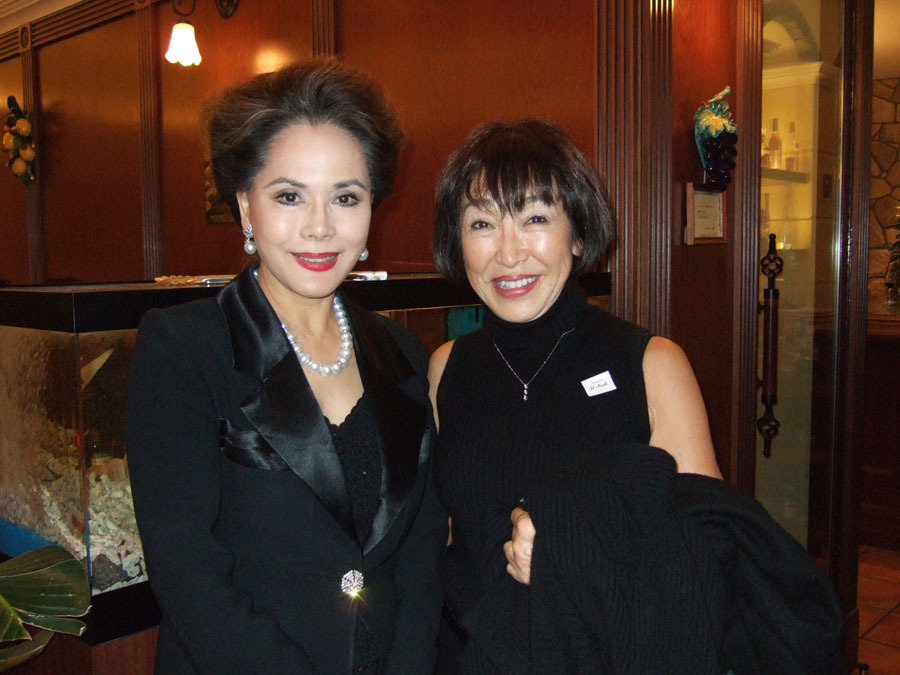 なかにし陽子さんリサイタル打ち上げパーティーにて Yoko Okamura Blog なかにし陽子さんリサイタル打ち上げパーティーにて Yoko Okamura Blog