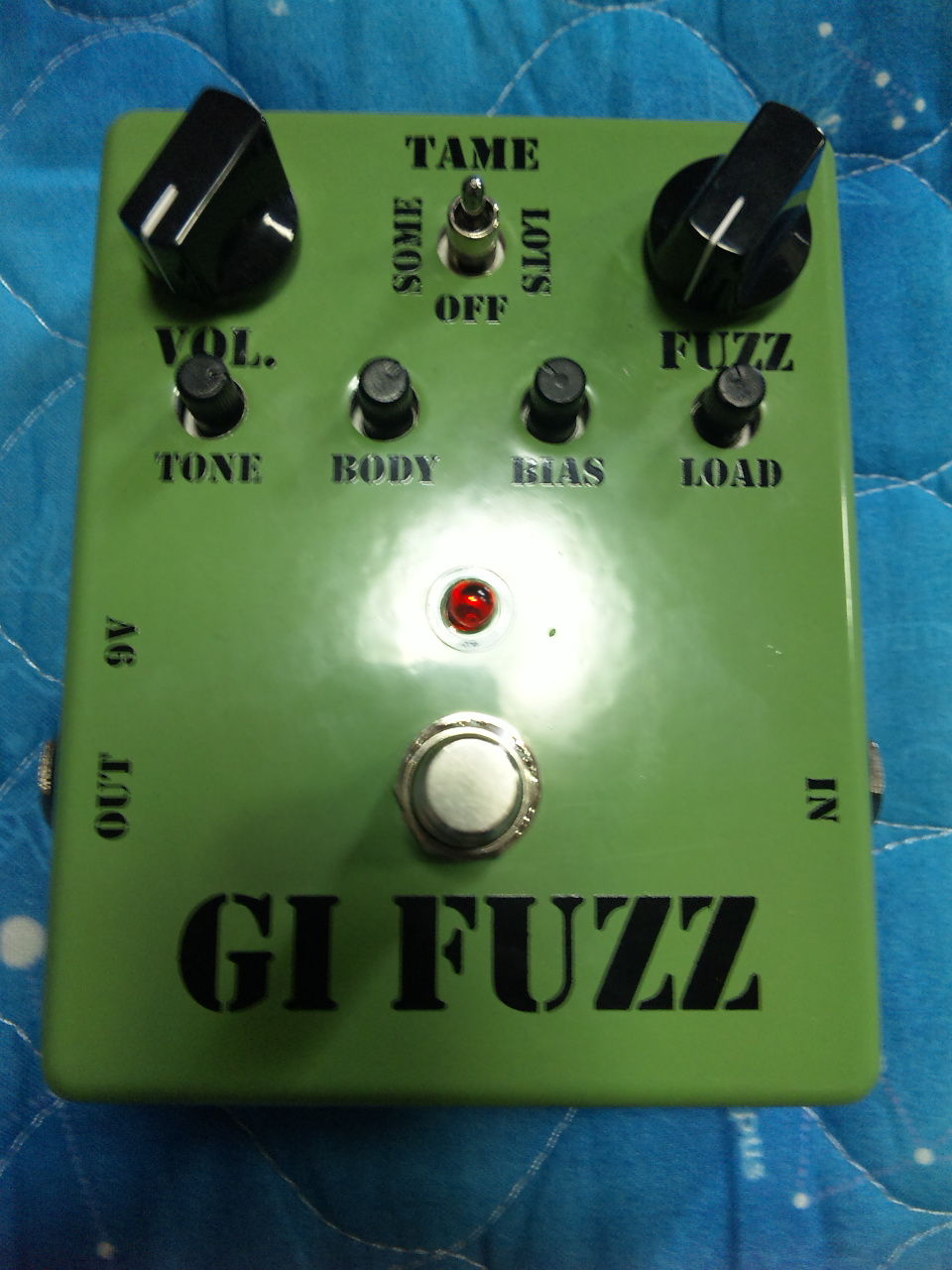 MI Audio G.I. ファズペダル MI Audio GI Fuzz Silicon Fuzz Pedal - YouTube