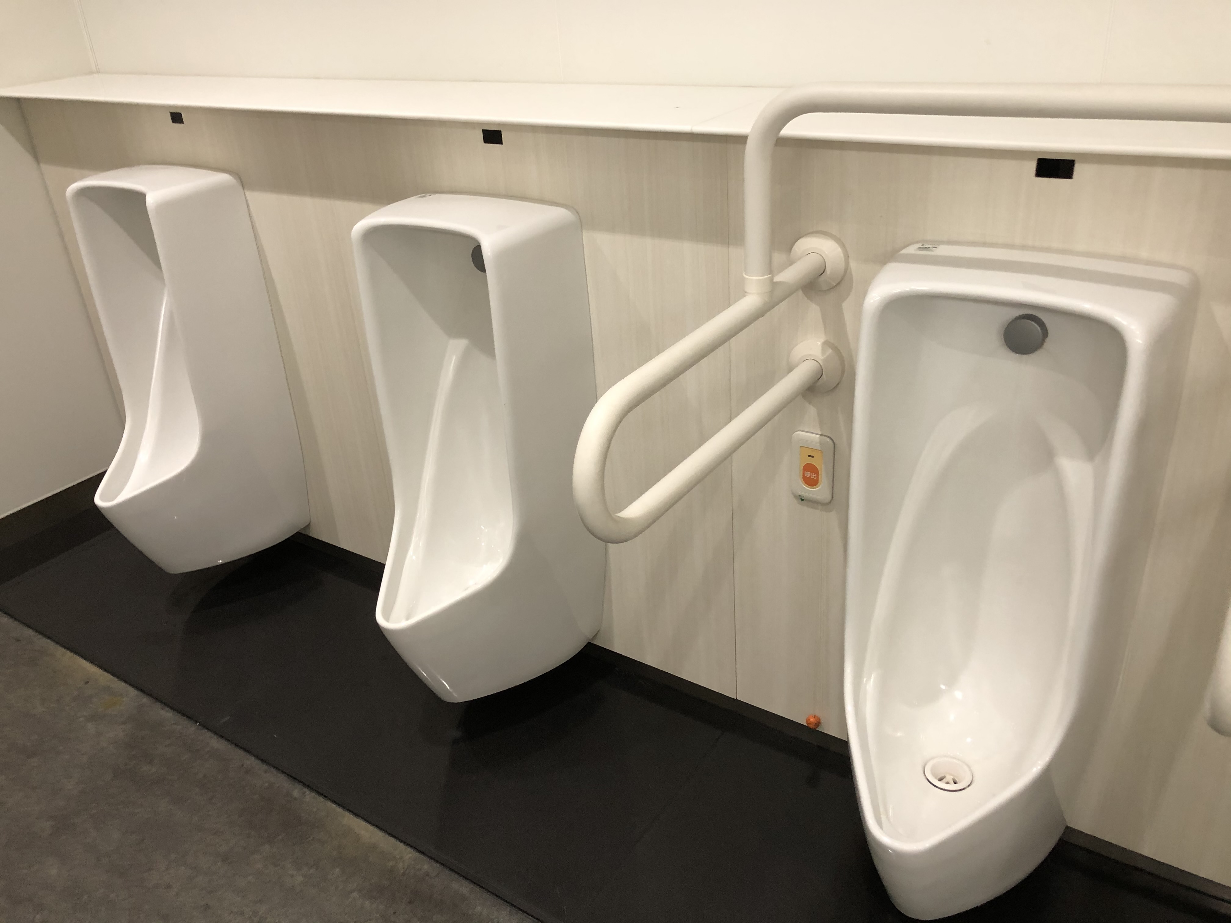 豊田市役所東庁舎1階西側 : 愛知県トイレ探索記 豊田市役所東庁舎1階西側 : 愛知県トイレ探索記