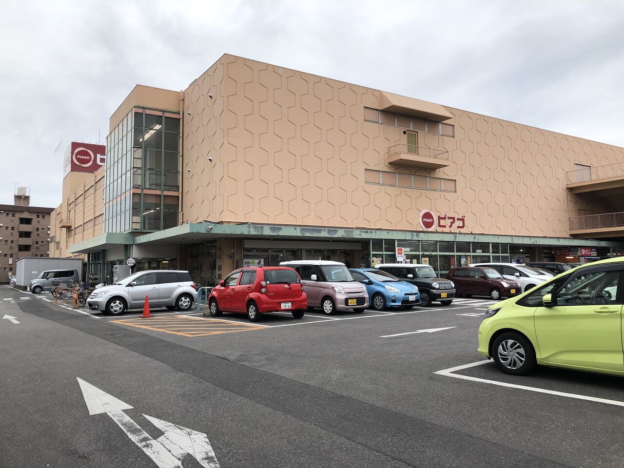 ピアゴ 知立 店