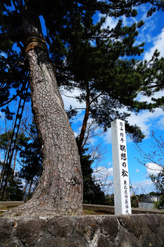 200414-11