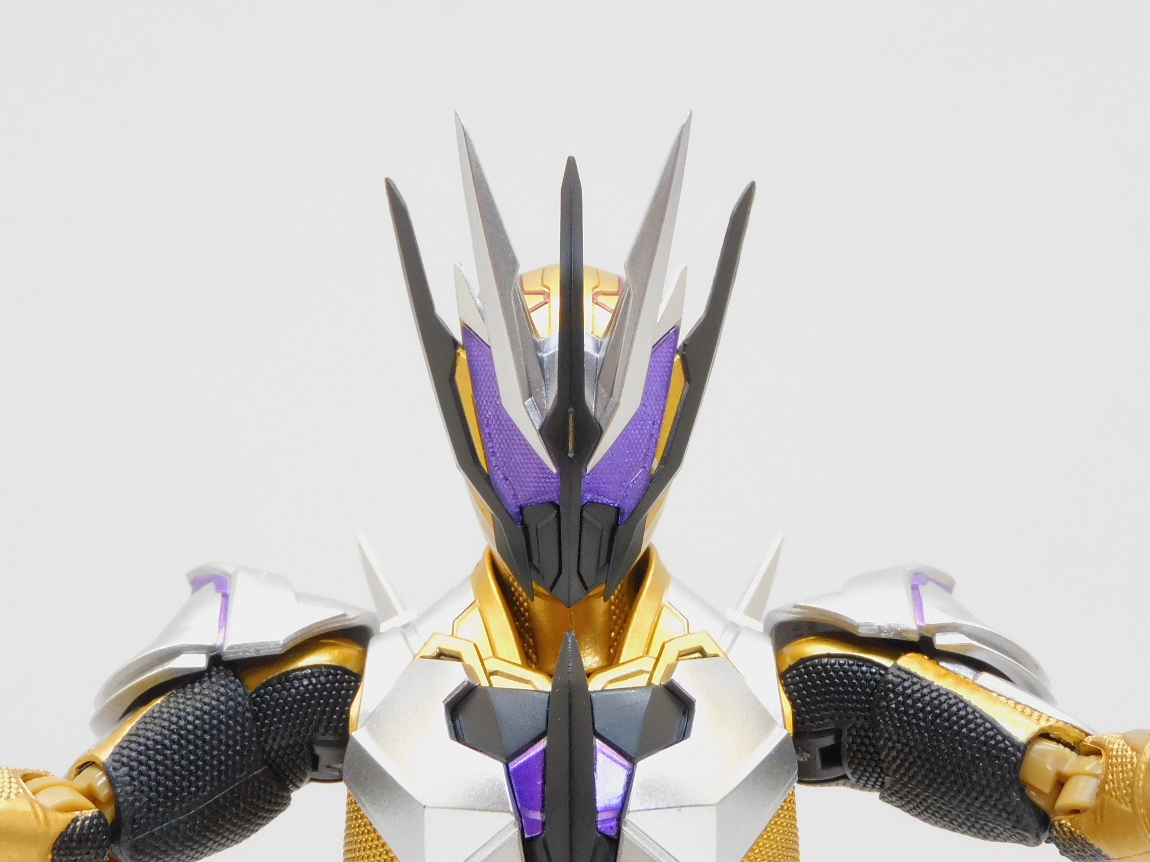 S.H.Figuarts(フィギュアーツ)」仮面ライダーサウザー レビュー
