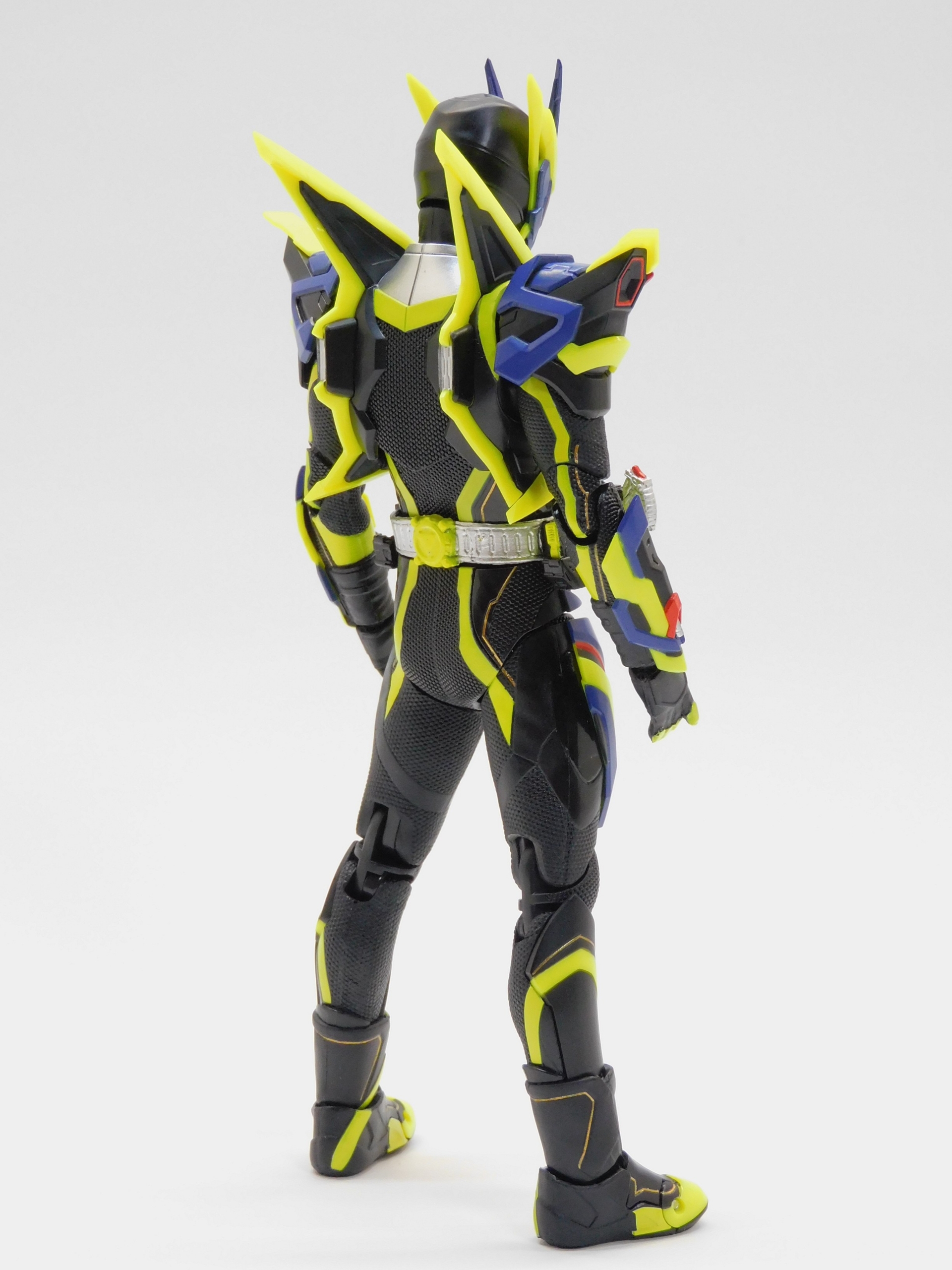 SHフィギュアーツ 仮面ライダーゼロワン シャイニングアサルトポッパー レビュー】 S.H.Figuarts 仮面ライダーゼロワン シャイニング