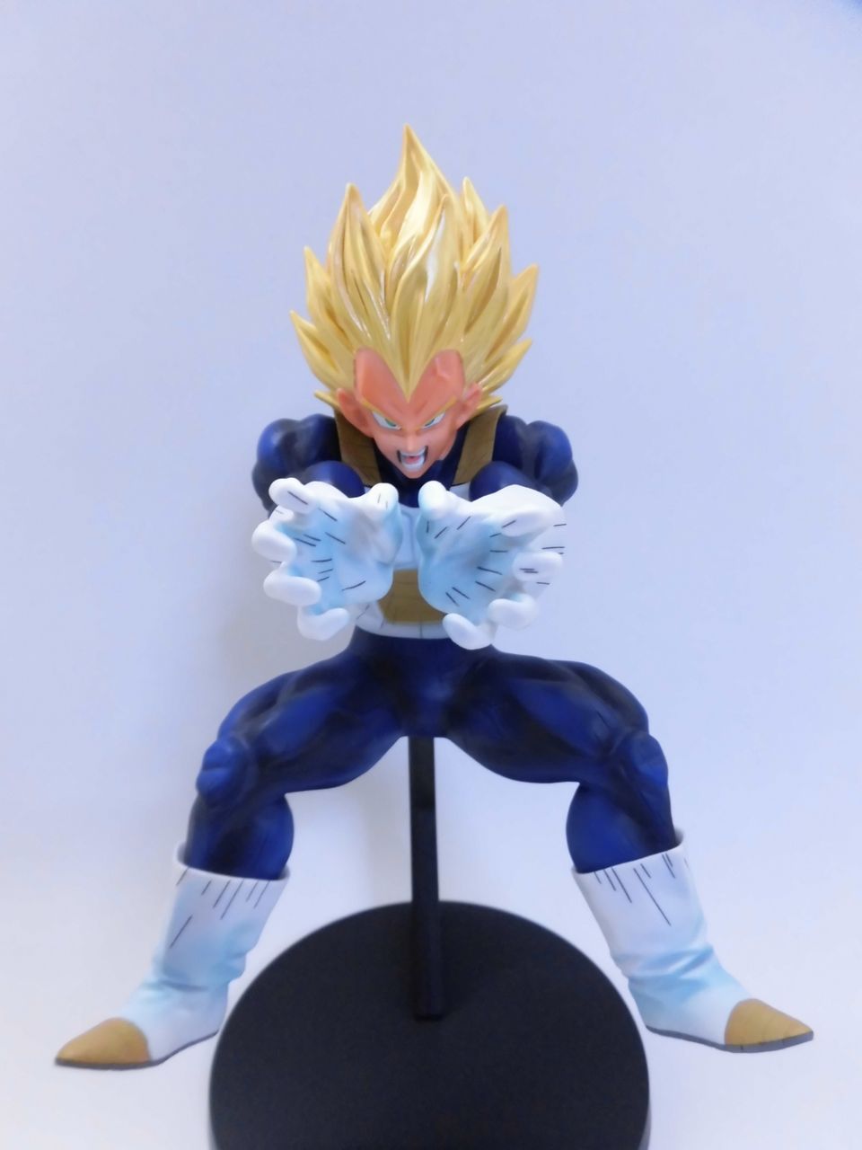 ドラゴンボールフィギュア ベジータ ファイナルフラッシュ フィギュ