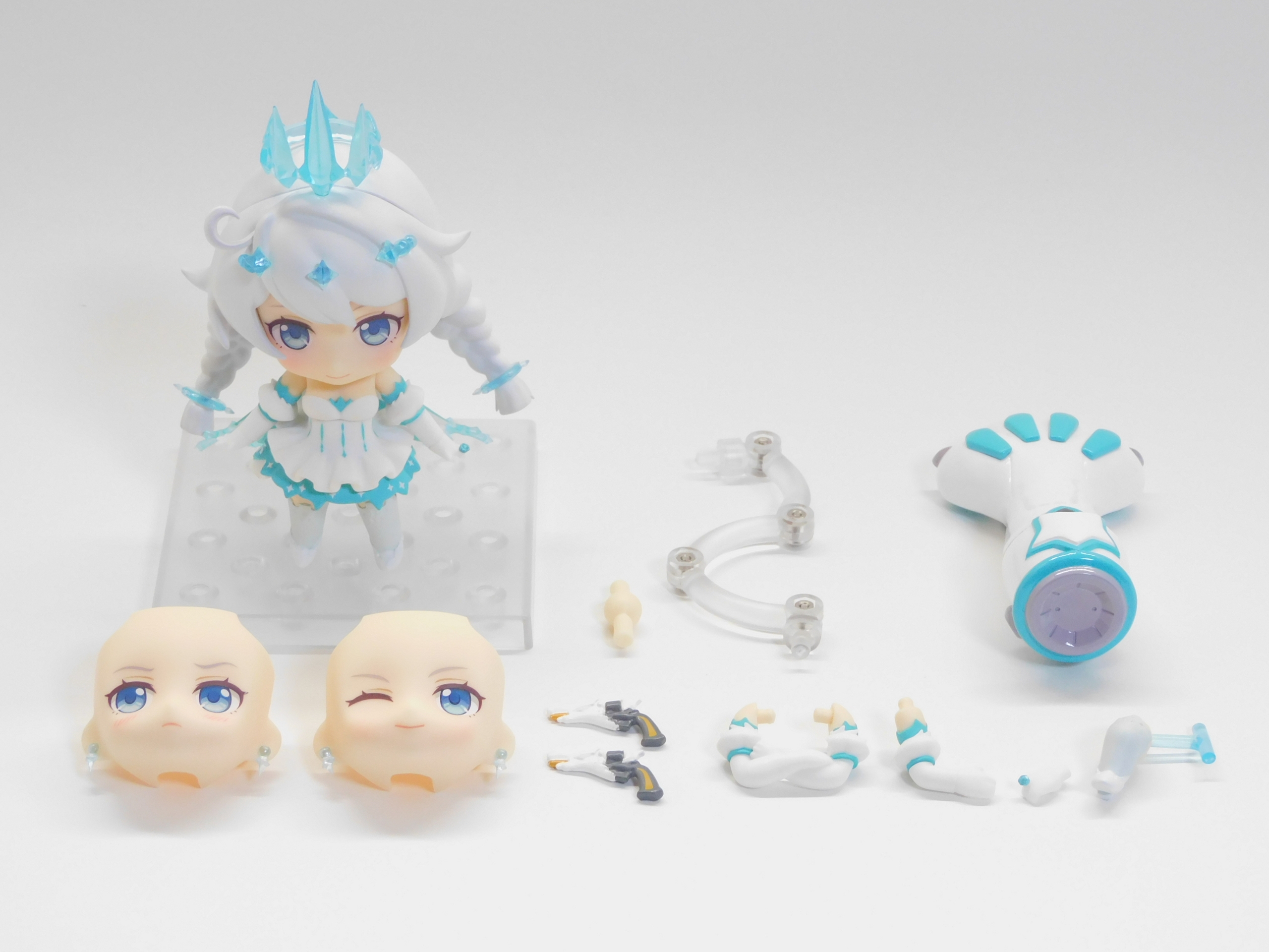 ねんどろいど 1026」キアナ・カスラナ 冬のお姫様Ver. レビュー ねんどろいど 1026」キアナ・カスラナ 冬のお姫様Ver. レビュー