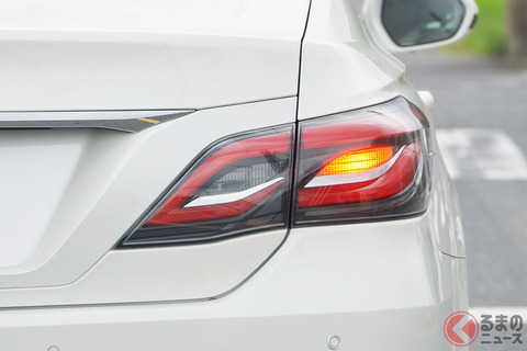 20230823_Highway_Accident_TurnSignal_AdobeStock_486515320