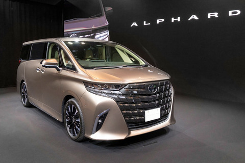 th_toyotaalfard_01