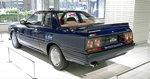 Nissan_Skyline_R31_2000_GTS-R_003
