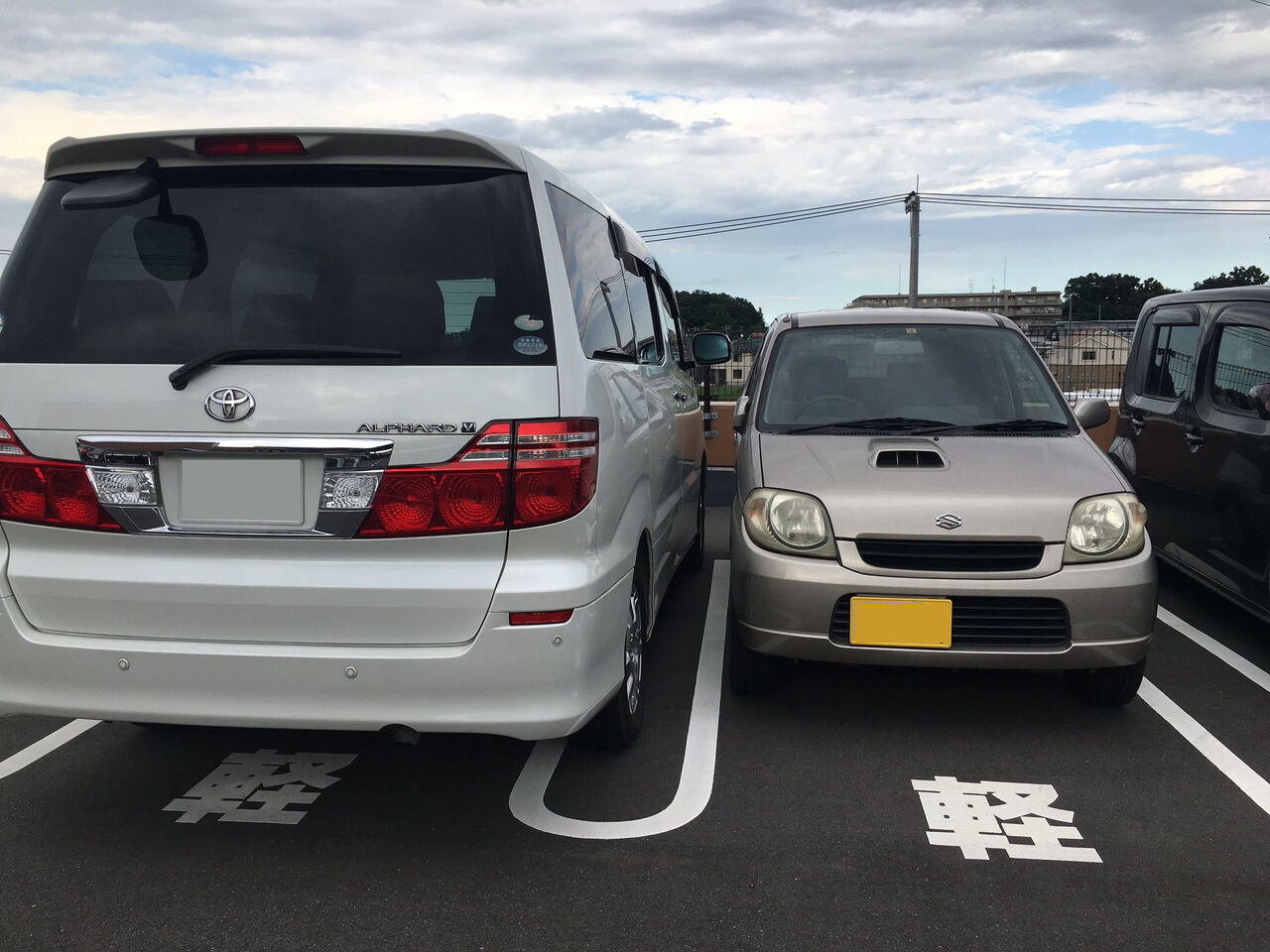 アルファードがヴェルファイアの七倍売れる謎 よりdqnで車カスの好きそうな方が売れる ドライブまとめ