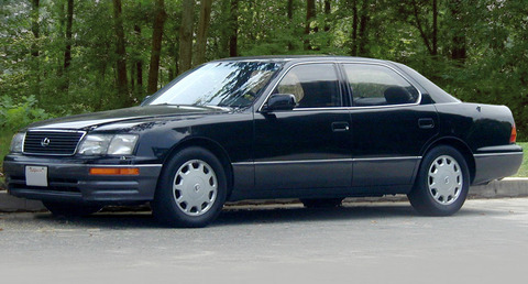 Lexus_LS_400_UCF20_I