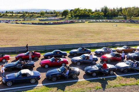 l_220924-mazda-roadster-syuketsu-001