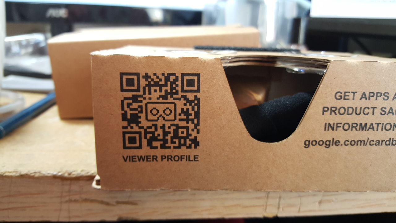 Qr код vr очков. VR Cardboard QR code. VR очки Hiper QR code. VR Box 2 QR. QR код Cardboard очков.