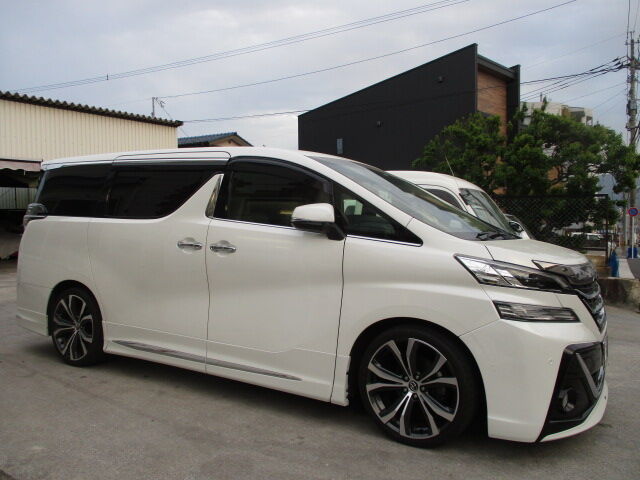 オークション注文 ヴェルファイア 進捗 エアロ 後期テール ｶｰｺﾛﾝﾌﾞｽ ﾌﾞﾛｸﾞ