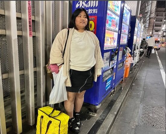【話題】歌舞伎町の「立ちんぼ」で月収50万のホームレスまなみさん（27）が大人気 : カレー -SUKIYAKI-