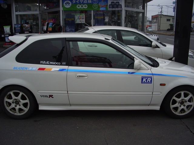 ラインステッカーのリニューアル めざせ50万キロ 走れek9日記