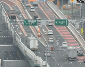 だまぁ 通行止めの国道ゲートを突破しようとした車カスが衝突炎上して死亡 北海道 枝幸町 News Car Multi Information