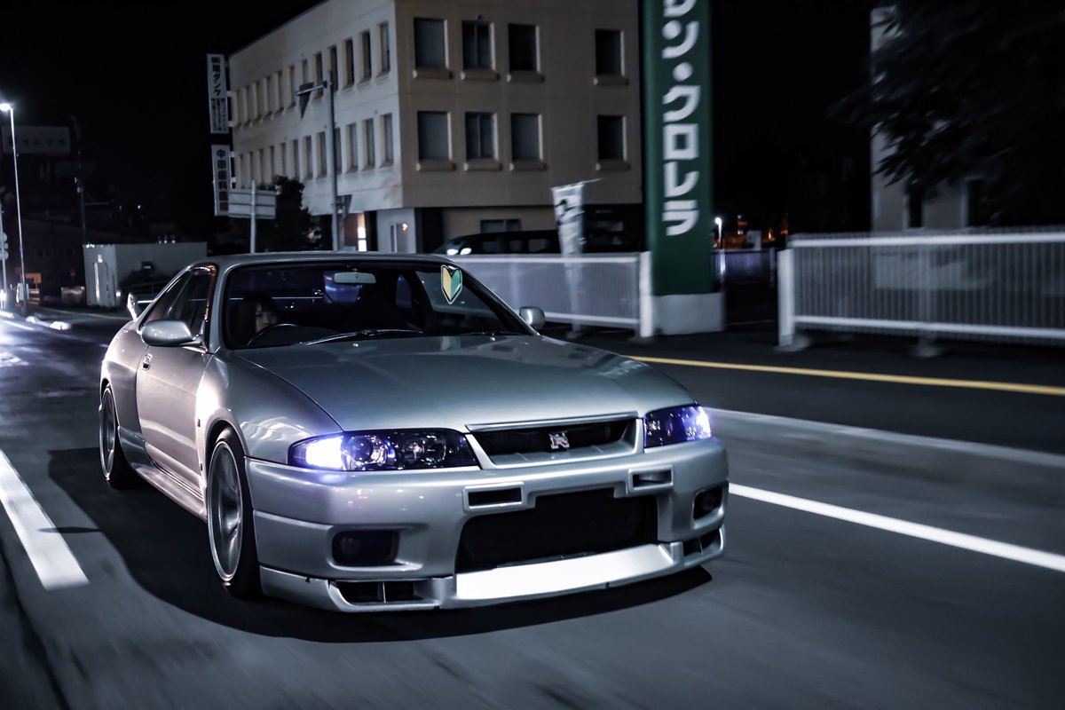 すすきののキャバ嬢さん 19歳 運転免許を取って1年経ち 愛車のgt Rの初心者マークを外す １年で2万7000km走行 News Car Multi Information