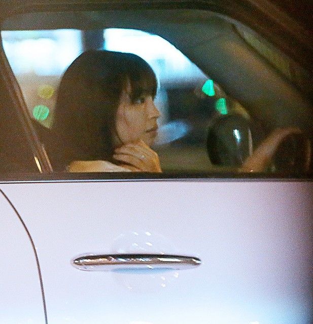 広瀬すず 愛車 Mini の後部座席に母 姉を乗せ見事なハンドルさばきへ News Car Multi Information
