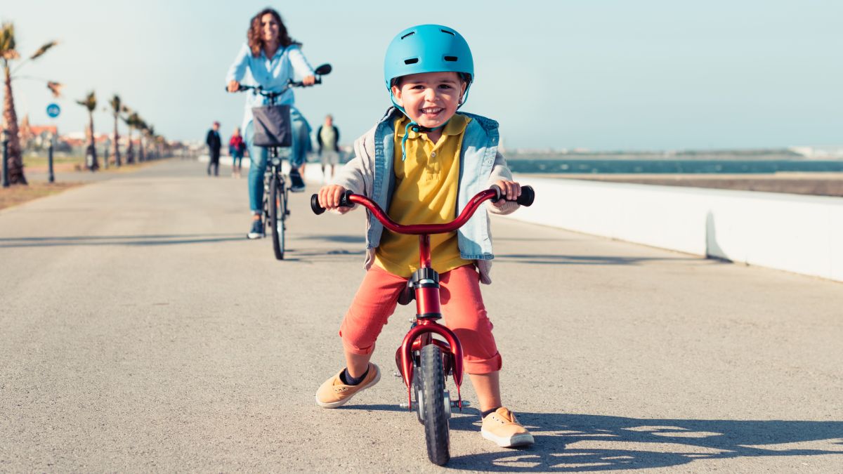 【News】Car Multi Information 自動車のCMで「自動車を使わないことへの呼びかけ」が義務