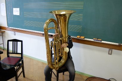 tuba2