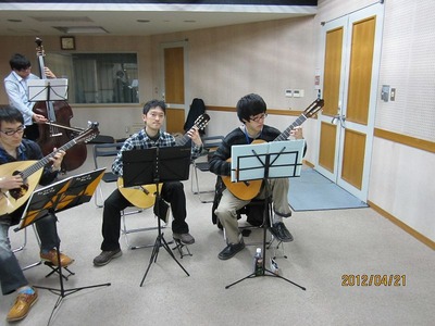 mandolin_120421_05