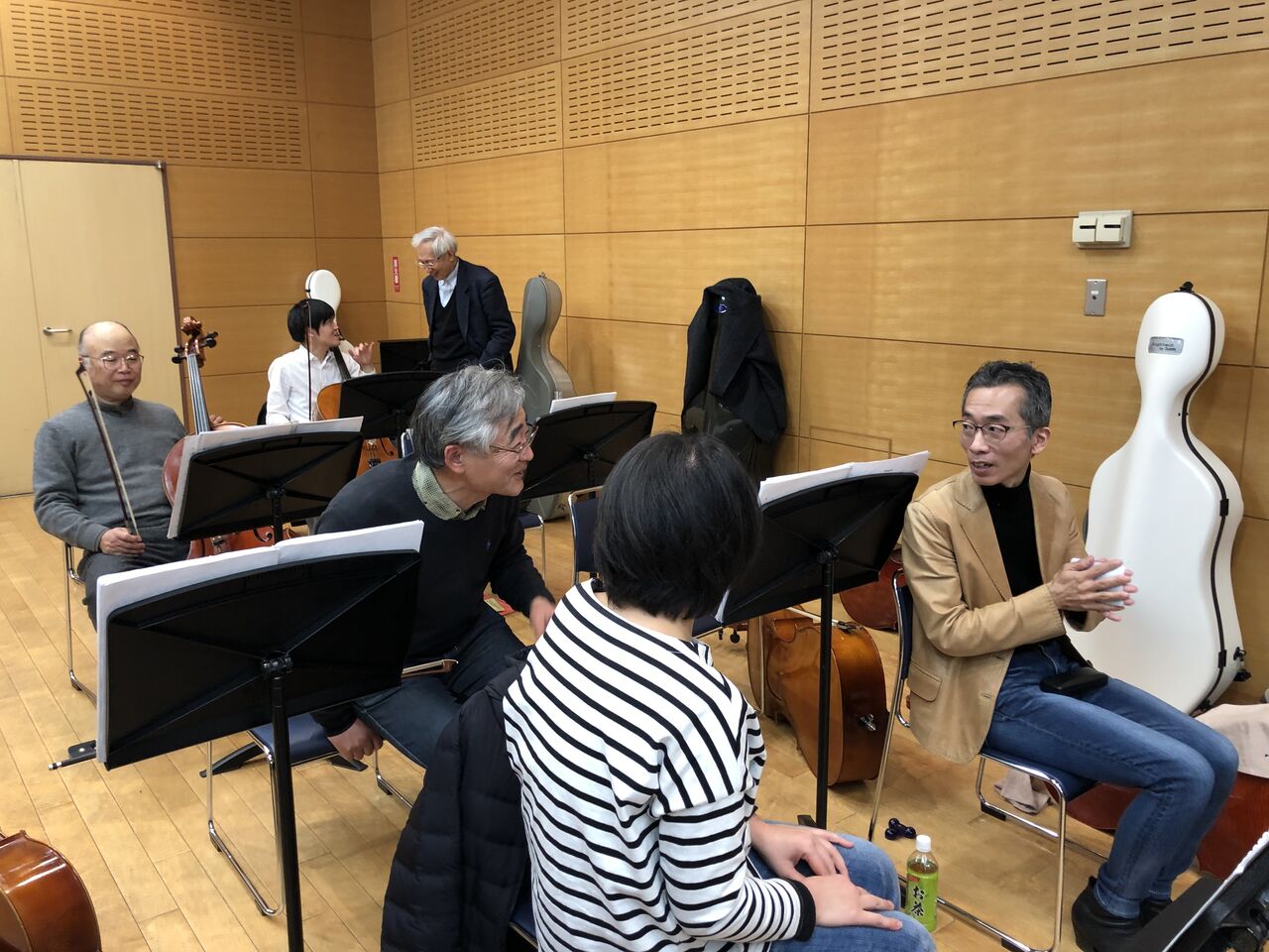 D5CAEF9F-8B4F-4AA3-AF1E-FB0292D6C5D0