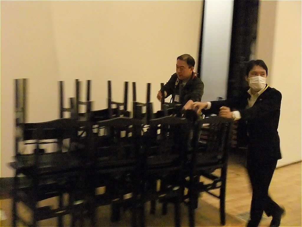 09