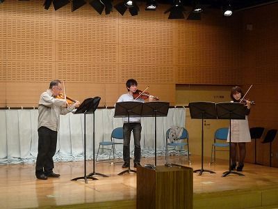 P1200702