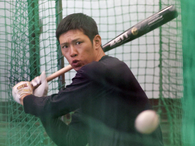 カープ中村奨成「まだまだ技術が底辺」休日返上で打撃練習