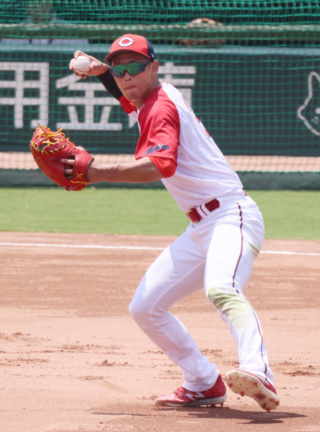 カープ中村奨成甲子園プロ初安打